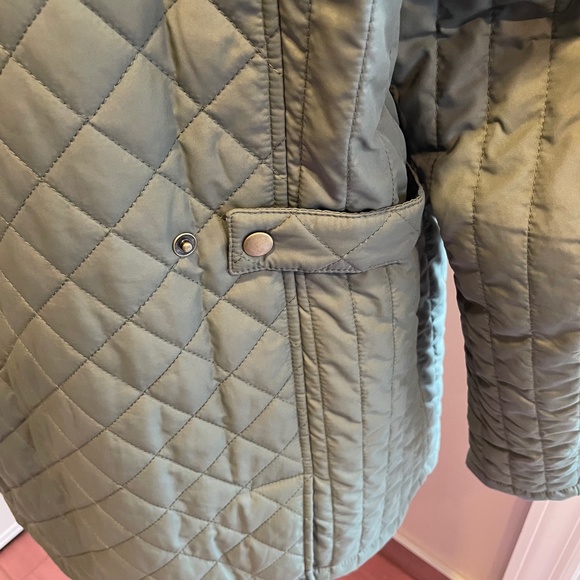 Lands End quilted jacket - Picture 7 of 11